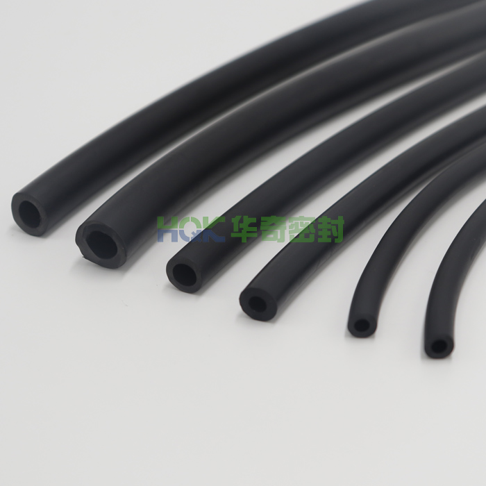 華奇密封件生產(chǎn)各種類型的密封圈，種類齊全